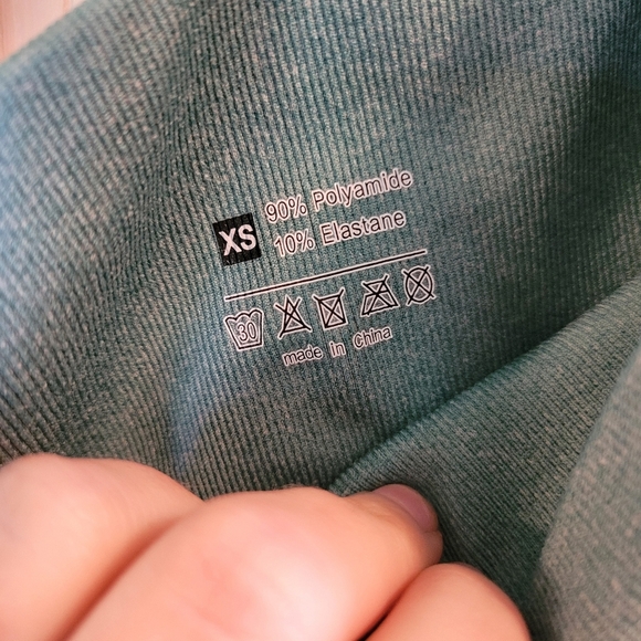 Halara Seamless Flow High Waist Butt Cinche Leggings - Picture 4 of 4